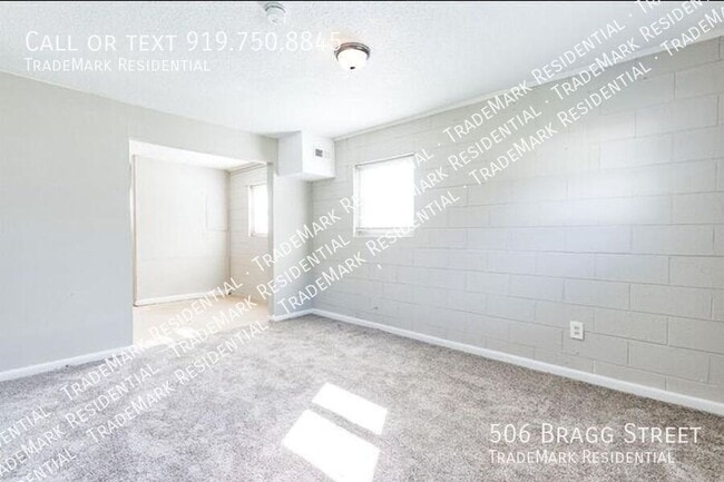 Building Photo - 506 Bragg St