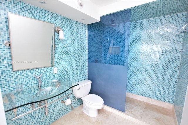 Building Photo - 770 NE 69th St