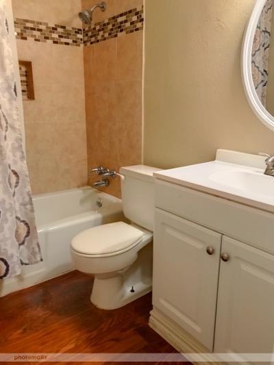 Building Photo - 2124 Green Lee Ln