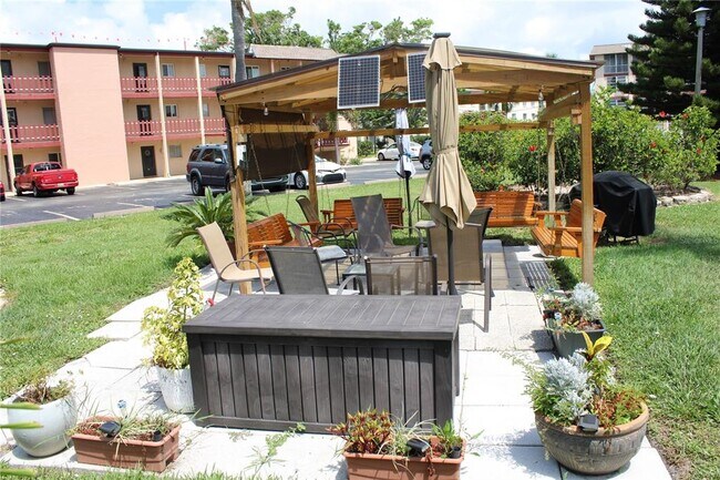Building Photo - 4204 Heron Way