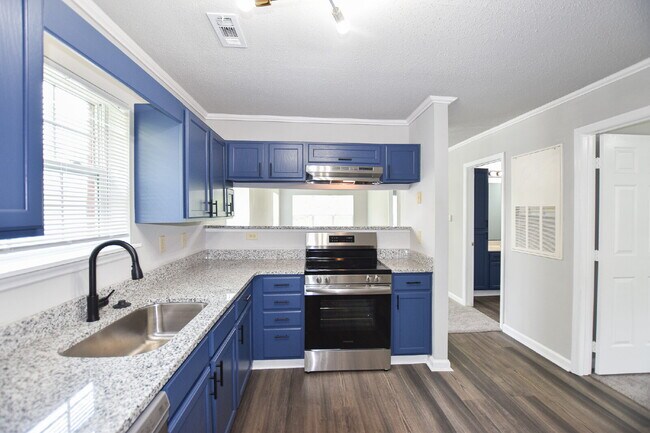Building Photo - Spacious two-bedroom, two bath Condo in Little River SC