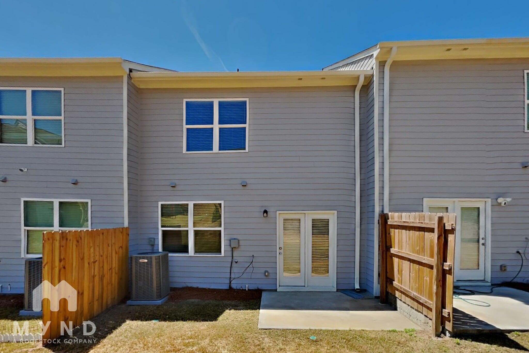 Building Photo - 2596 Coventry St SW