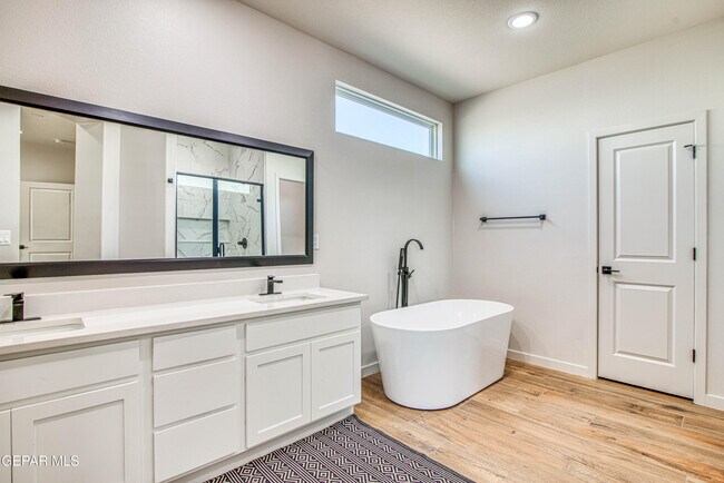 Building Photo - 805 Mormon Tea Dr
