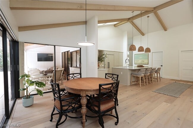 Building Photo - 3331 Riverpark Ct