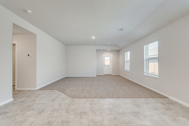 Building Photo - 5808 Piedrosa Ct