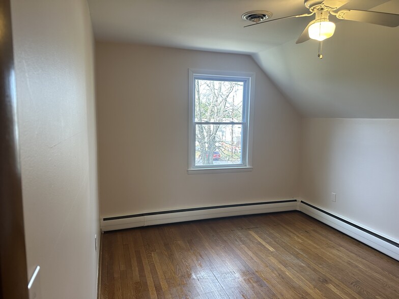 Building Photo - 308 John Ave