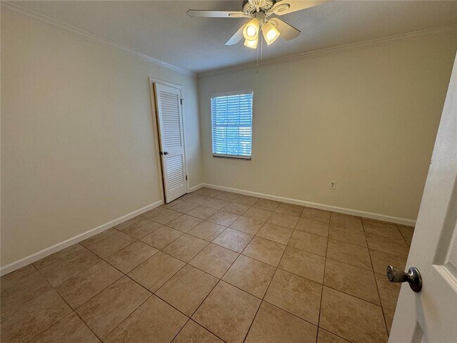 Building Photo - 5306 W Kennedy Blvd