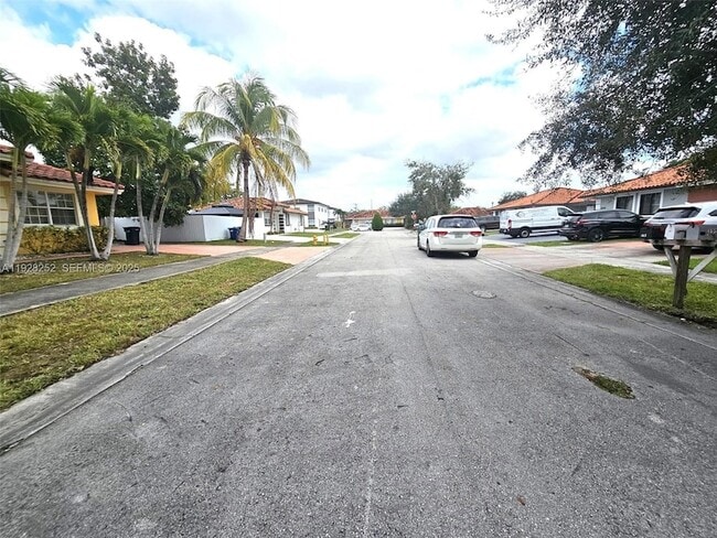 Building Photo - 20023 SW 123rd Ave