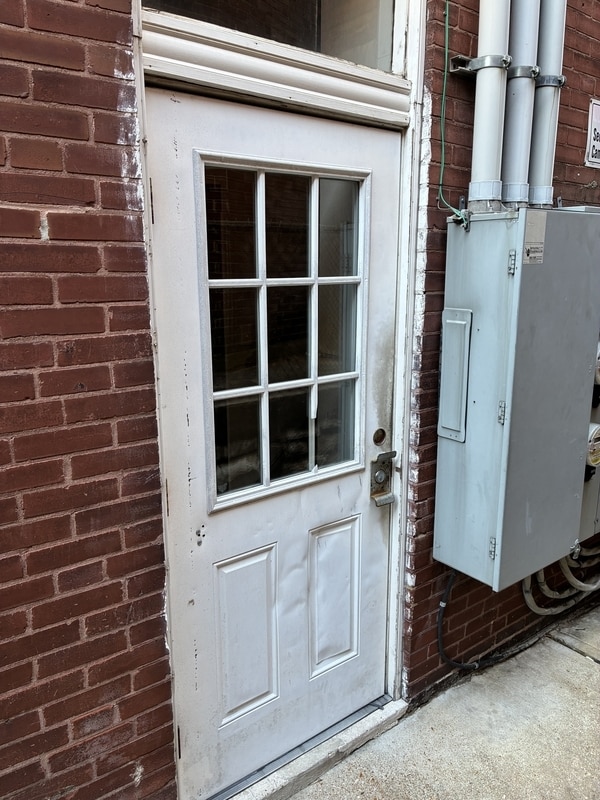 Building Photo - 3407 California Ave