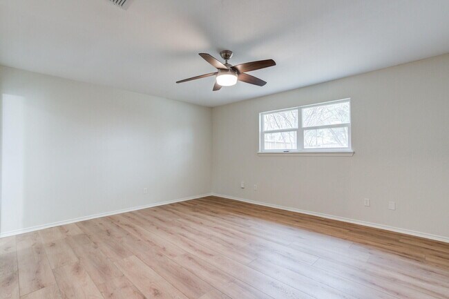 Building Photo - 5309 77th St