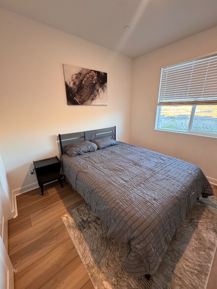 Building Photo - 849 Hana Ave