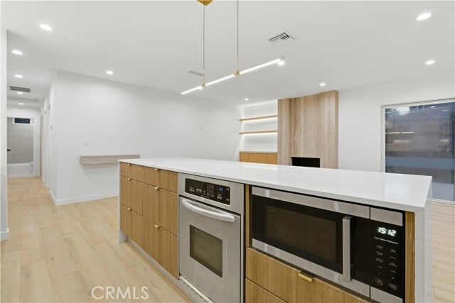 Building Photo - 7663 Sedan Ave