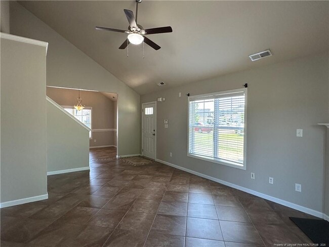 Building Photo - 240 Collinwood Dr