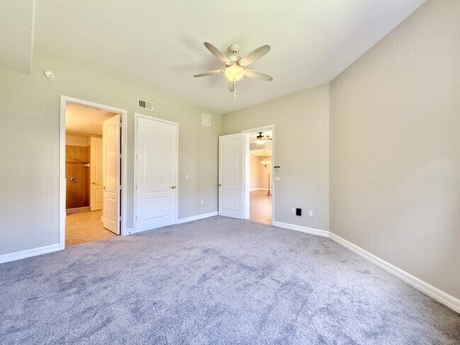 Building Photo - 6081 Jonathans Bay Cir