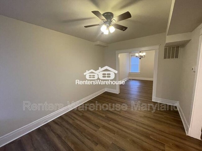 Building Photo - 2855 W Cold Spring Ln