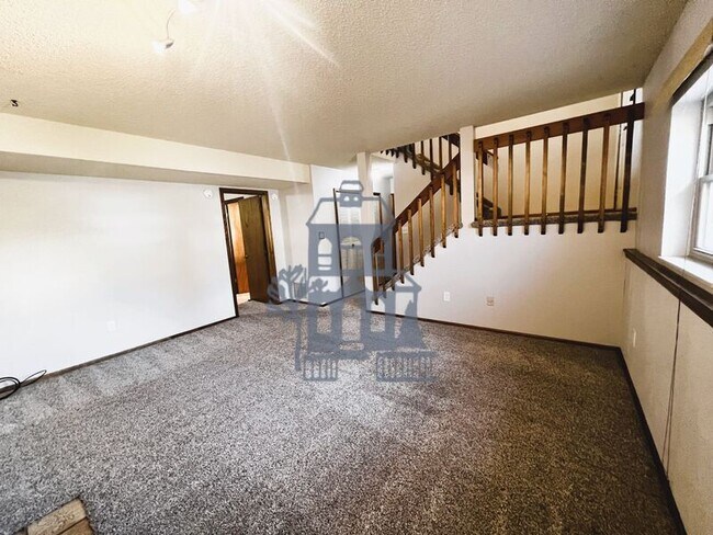 Building Photo - 5419 Alteza Dr