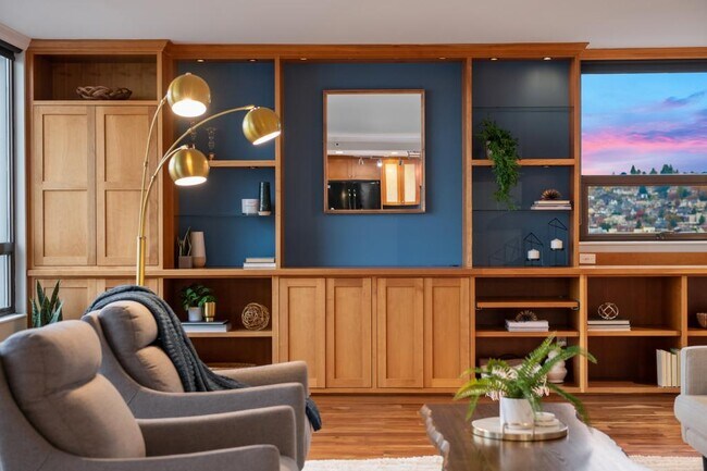 Building Photo - Harbour Heights - 2 bedrooms