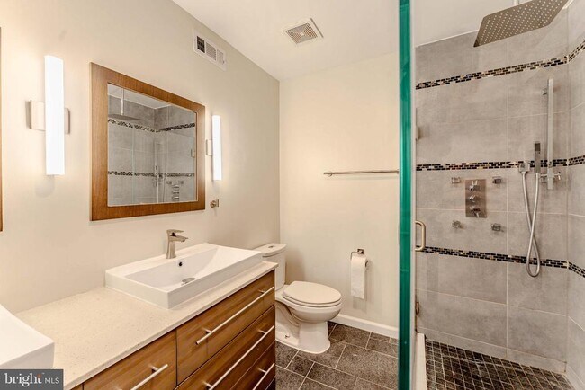 Building Photo - 10220 Baltusrol Ct