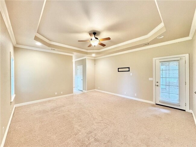Building Photo - 2914 S College Dr