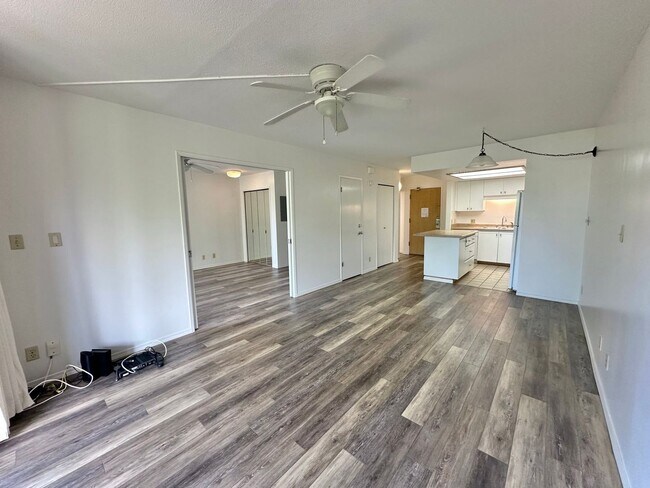 Building Photo - 1 Bedroom / 2 Bathroom Condo at Maui Banyan - 650 Sq Ft