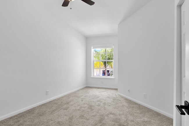 Building Photo - 9700 Porta Leona Ln