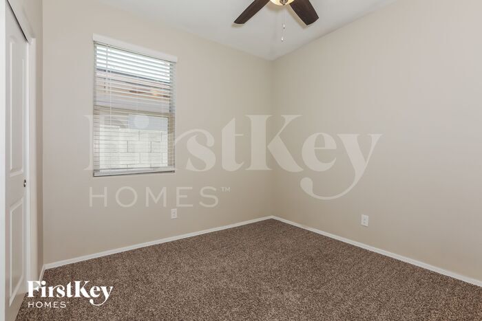 Building Photo - 11388 E Wallflower Ln