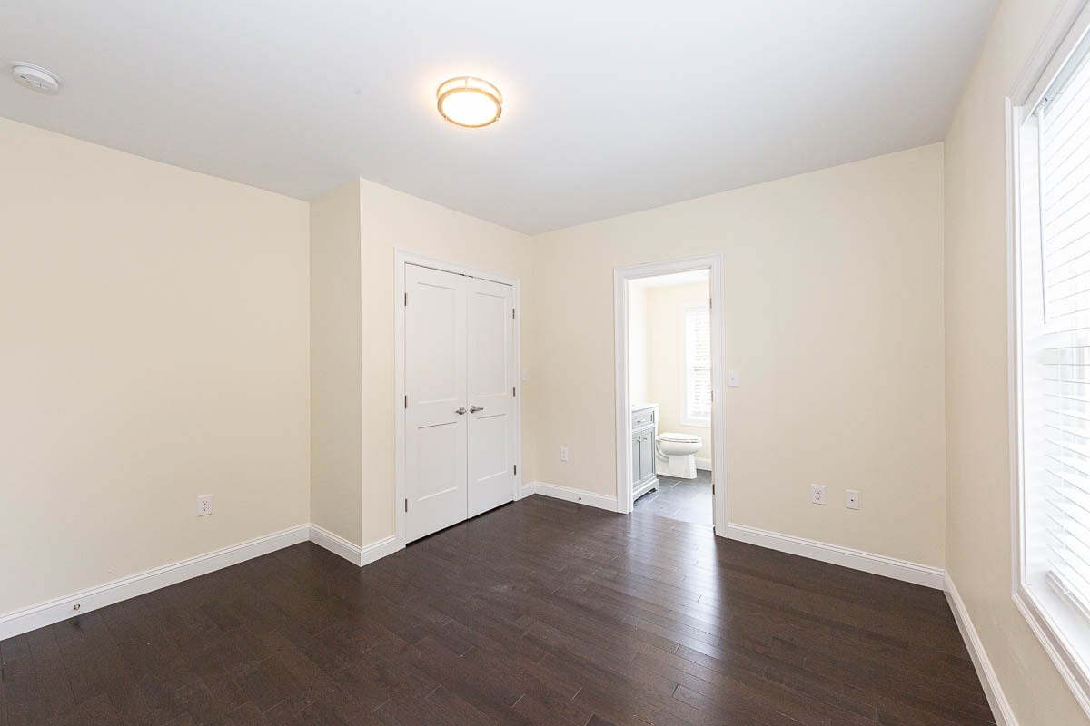 Building Photo - 57 Catherine St