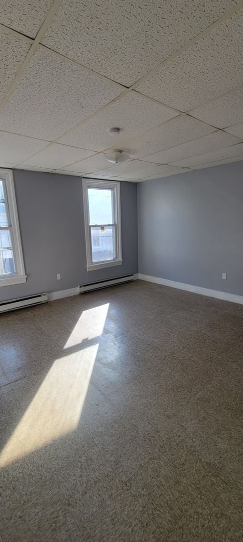 Building Photo - 3 Bedroom / 1 bathroom Home in Allentown!!