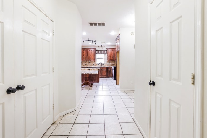 Building Photo - 326 Dunford Ct