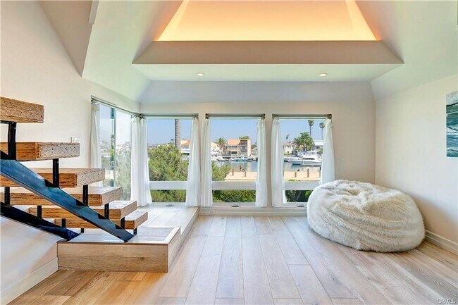 Building Photo - Huntington Harbor Coastal Retreat