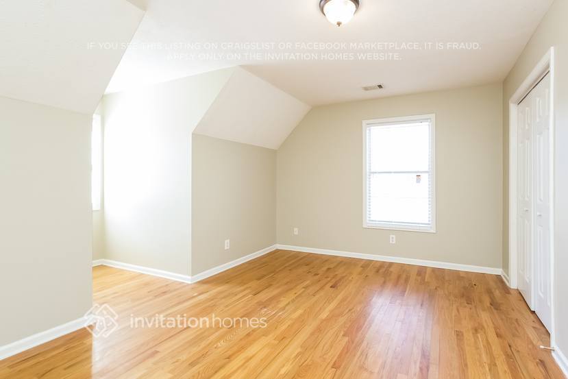 Building Photo - 4420 Elmhurst Ln