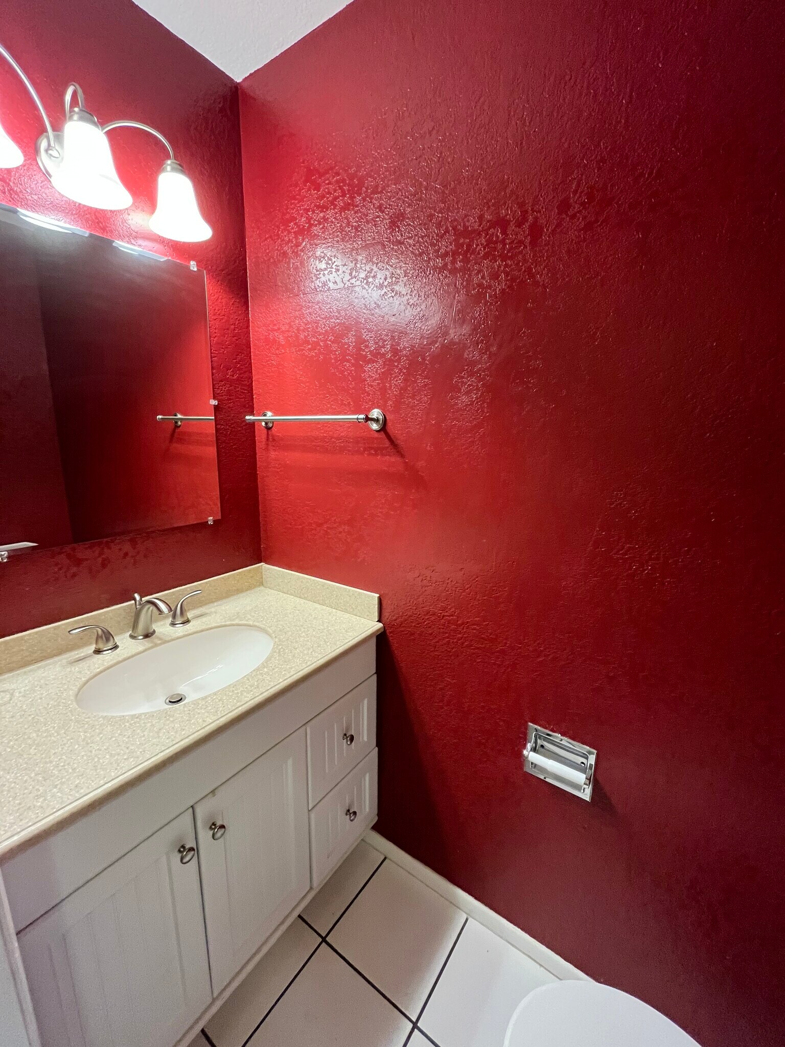 Building Photo - 166 114th Terrace NE