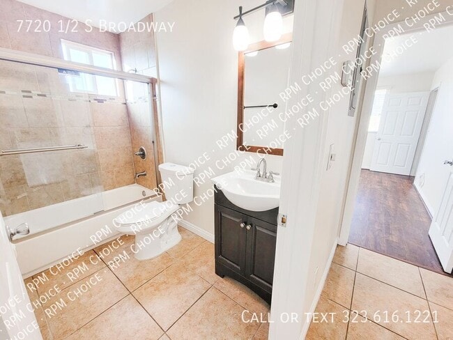 Building Photo - 7720 1/2 S Broadway-