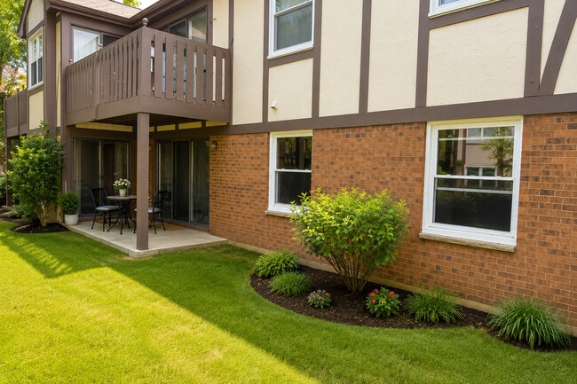 Building Photo - 4780 Calvert Dr