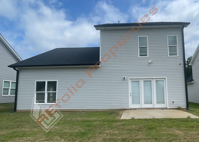 Building Photo - Beautiful 4BD 2.5BA Home w/Primary Suite o...