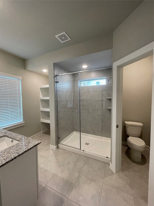 Building Photo - 5026 Mint Orchard Dr