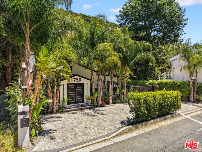 Building Photo - 1750 N Beverly Glen Blvd