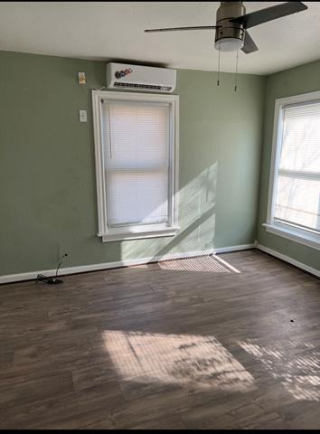 Building Photo - 1614 N Woods St