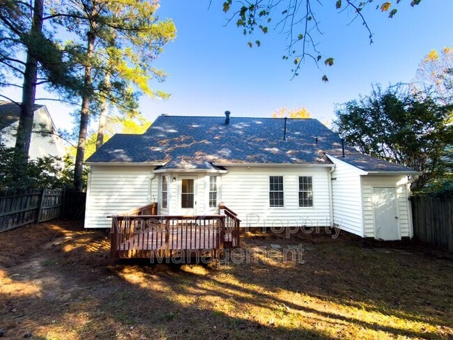 Building Photo - 251 Tillamook Dr