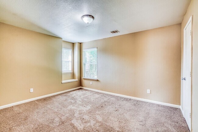 Building Photo - 20826 Bonham Park Ln