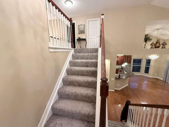 Building Photo - 7798 Wayside Ave