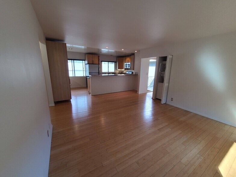 Building Photo - 3412 Helms Ave