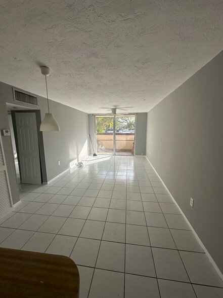 Building Photo - 7300 NW 17th St