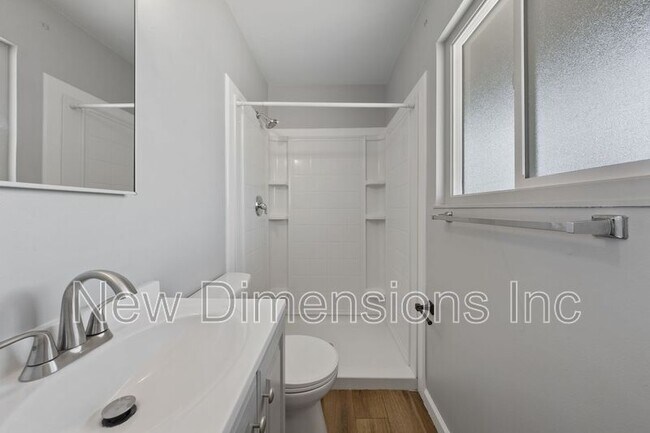 Building Photo - 2565 Pequop St