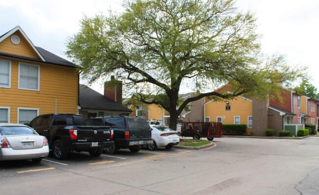 Building Photo - 2 bedroom in Houston TX 77068