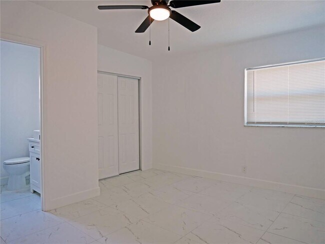 Building Photo - 5014 Dr. M.L.K. Jr St S