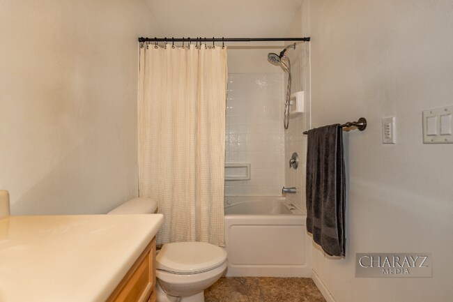 Building Photo - 2665 Bald Eagle Ct