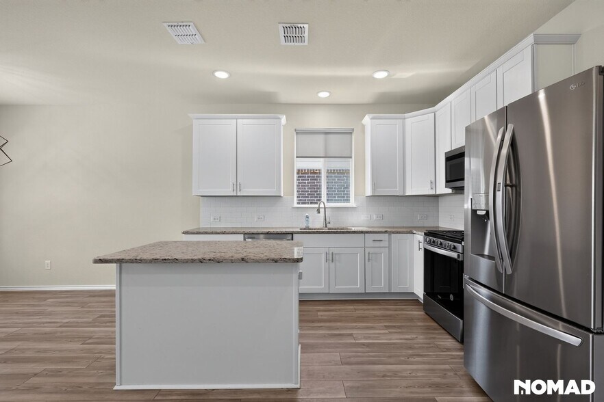 Building Photo - 1128 Timberhurst Trail