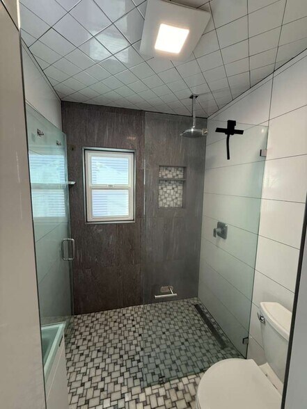 Master Shower with Tile and Glass Doors - 495 Queen Anne Dr