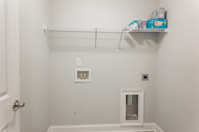 Building Photo - 1133 Benjamin Wy